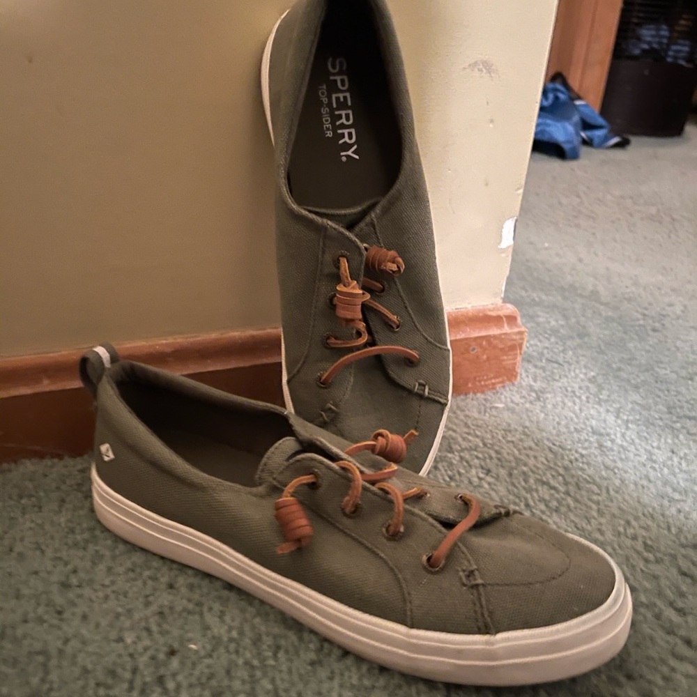 Sperry Sneakers